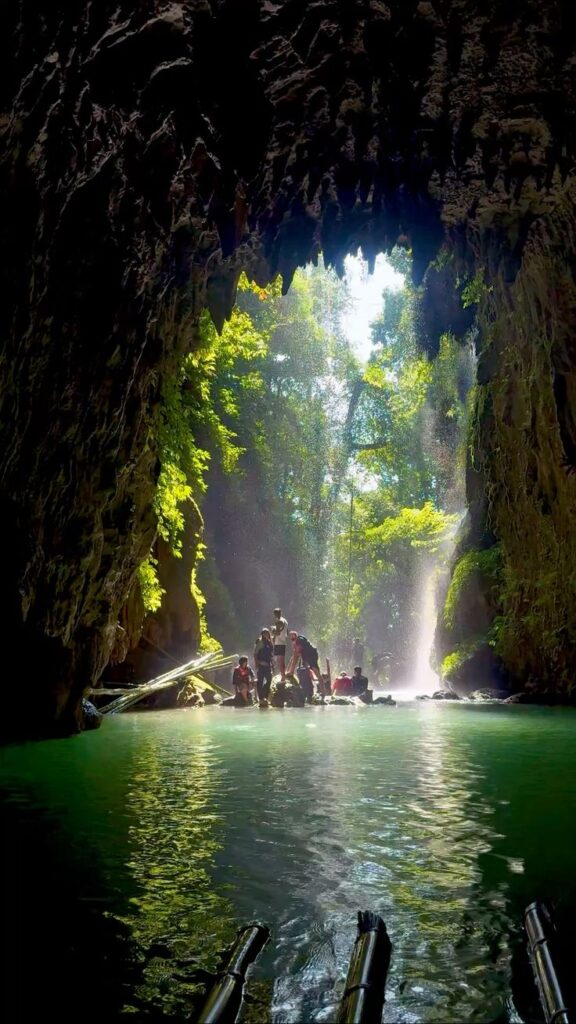Meghalaya Family Tour